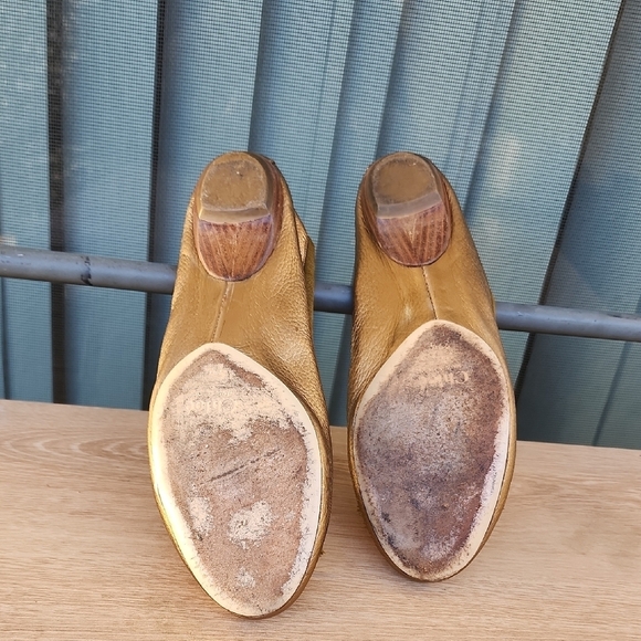 Chloe Leather Grosgrain Trim Beaded Accent Gold Ballet flats 37.5 EU / 7US - Picture 10 of 12